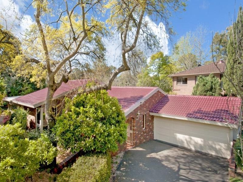 18 Cambewarra Avenue, Castle Hill NSW 2154