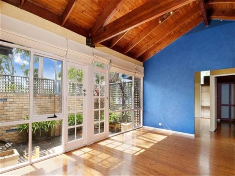 4 Sarah Crescent, Baulkham Hills NSW 2153