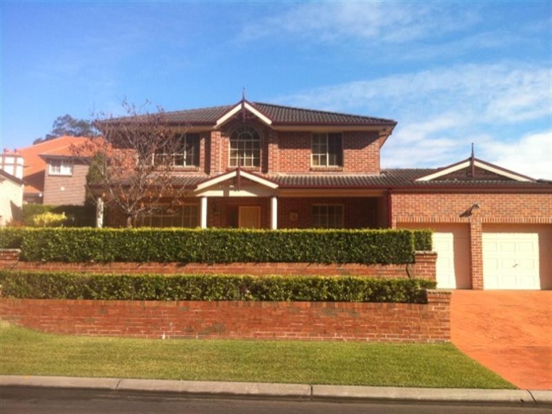 4 Balfour Avenue, Beaumont Hills NSW 2155