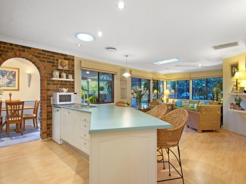 6 Jasmine Way, Castle Hill NSW 2154