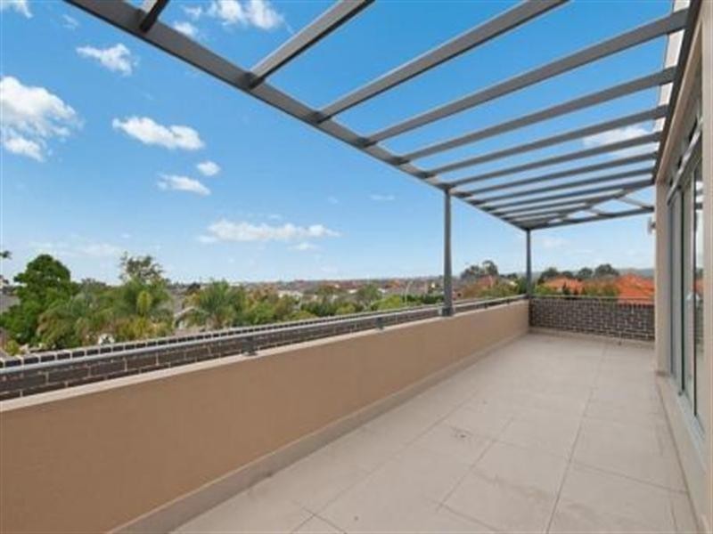7 Harrington Avenue, Castle Hill NSW 2154