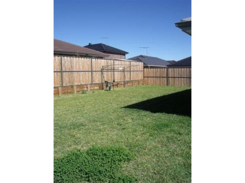 11 Nutmeg Fairway, The Ponds NSW 2769