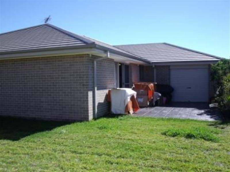 11 Nutmeg Fairway, The Ponds NSW 2769