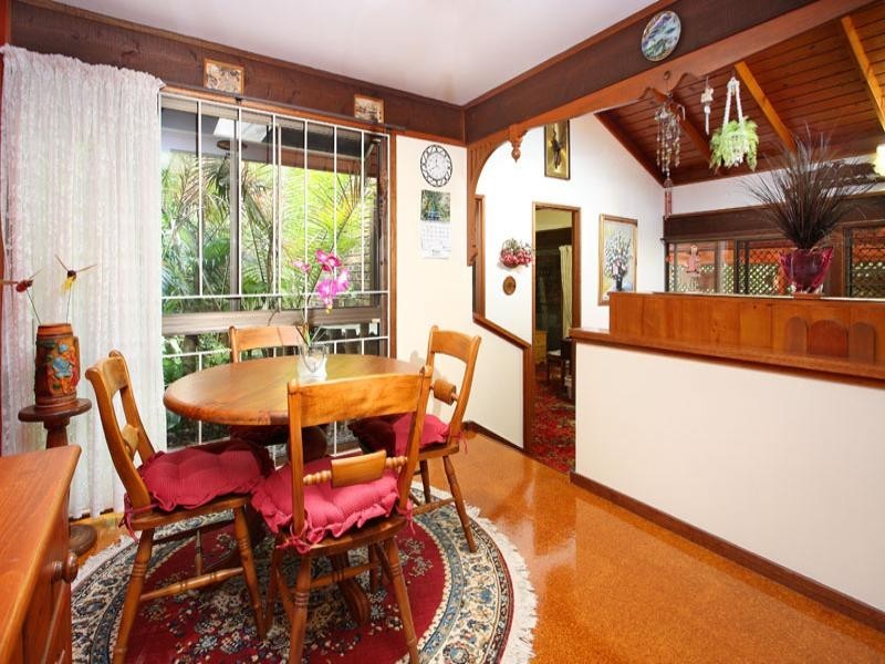 280 Chapel Hill Road, Chapel Hill QLD 4069