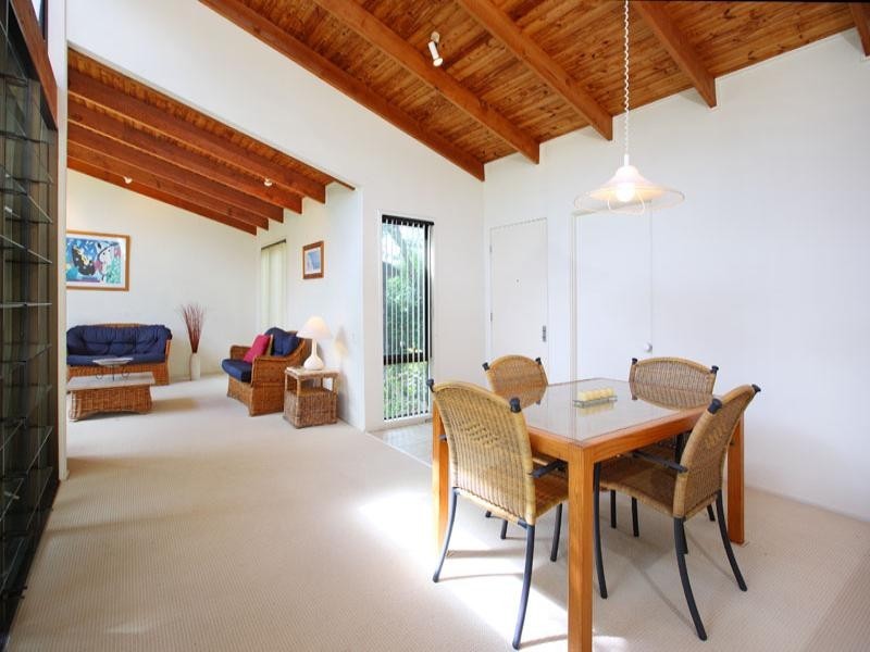 25 Merrilyn Street, Chapel Hill QLD 4069