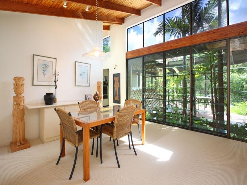 25 Merrilyn Street, Chapel Hill QLD 4069