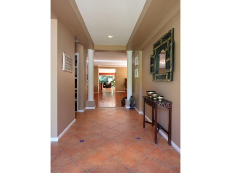 58 Vakuta Street, Chapel Hill QLD 4069