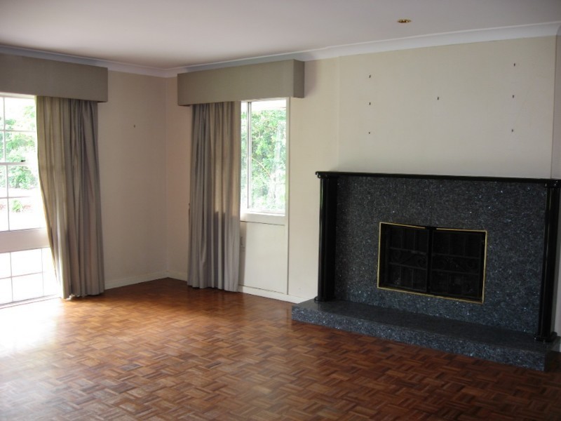 31 Yarawa Street, Kenmore QLD 4069