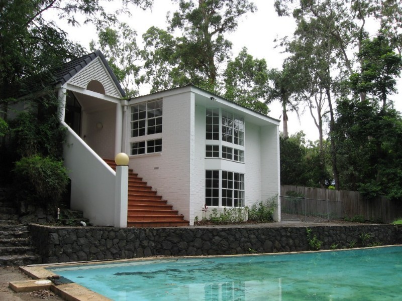 31 Yarawa Street, Kenmore QLD 4069