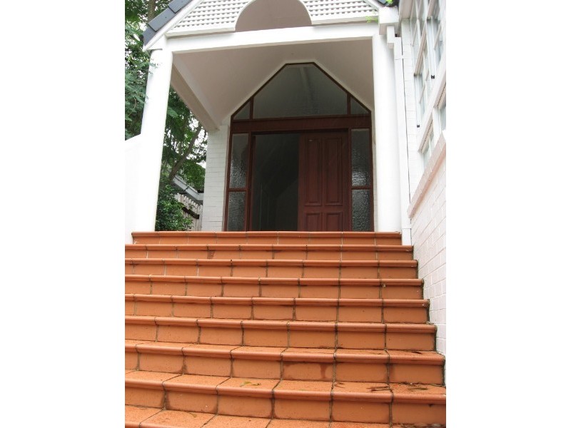 31 Yarawa Street, Kenmore QLD 4069