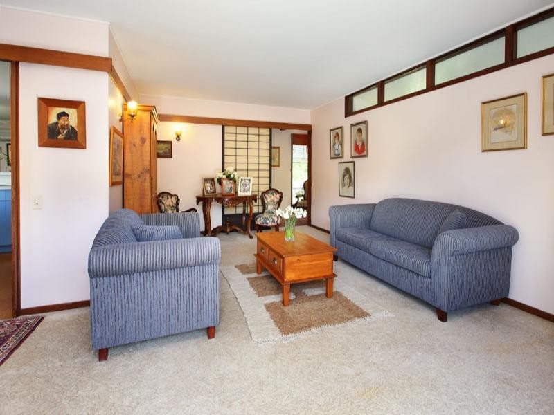 113 Kenmore Road, Kenmore QLD 4069