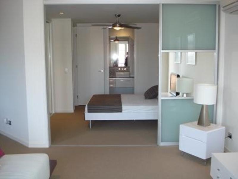 Carrara QLD 4211