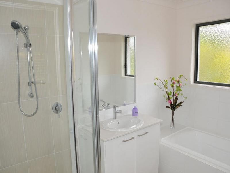 Ashmore QLD 4214