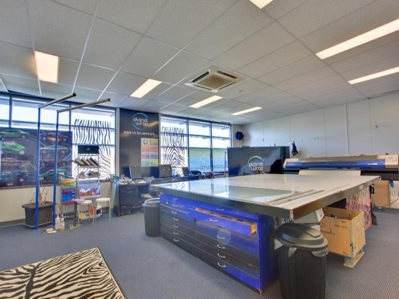 11 & 12/17 Rivergate Place, Murarrie QLD 4172