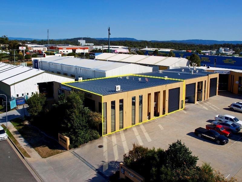 1/8 Centre View Drive, Biggera Waters QLD 4216