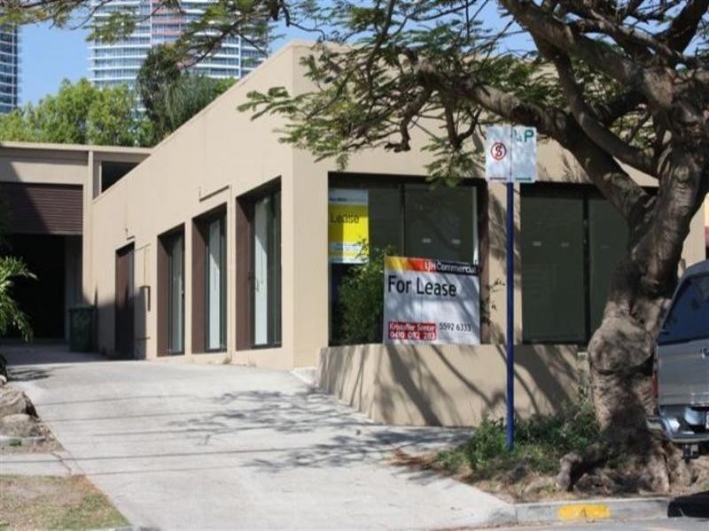4 Bay Street, Southport QLD 4215