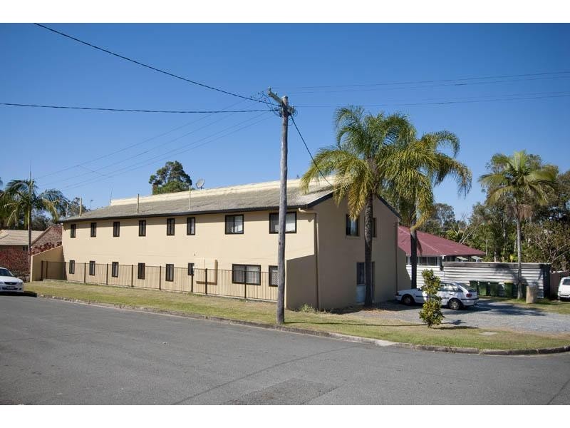 9 Clayton Street, Labrador QLD 4215