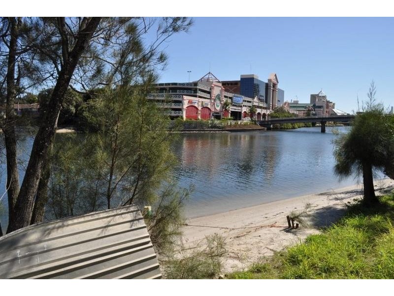 Mermaid Waters QLD 4218