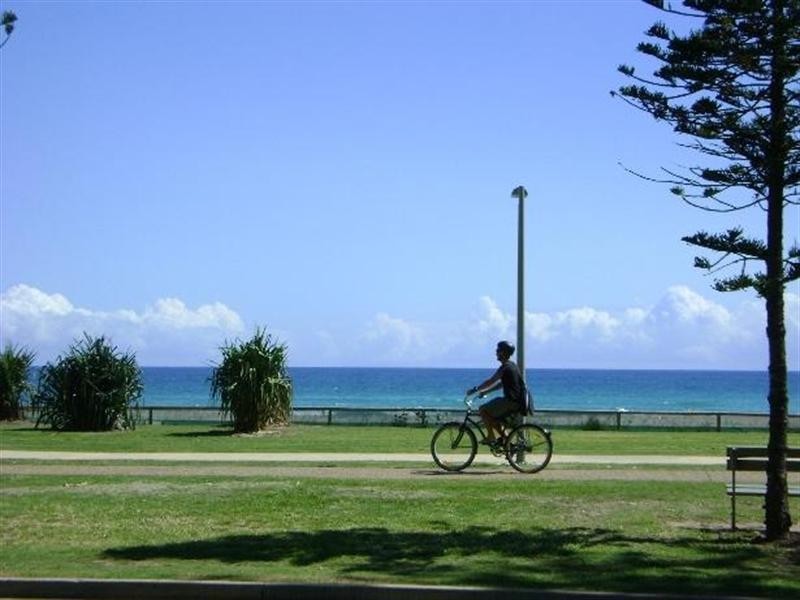Coolangatta QLD 4225