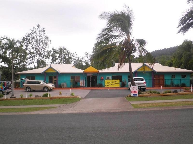 7 Tropic Road, Cannonvale QLD 4802