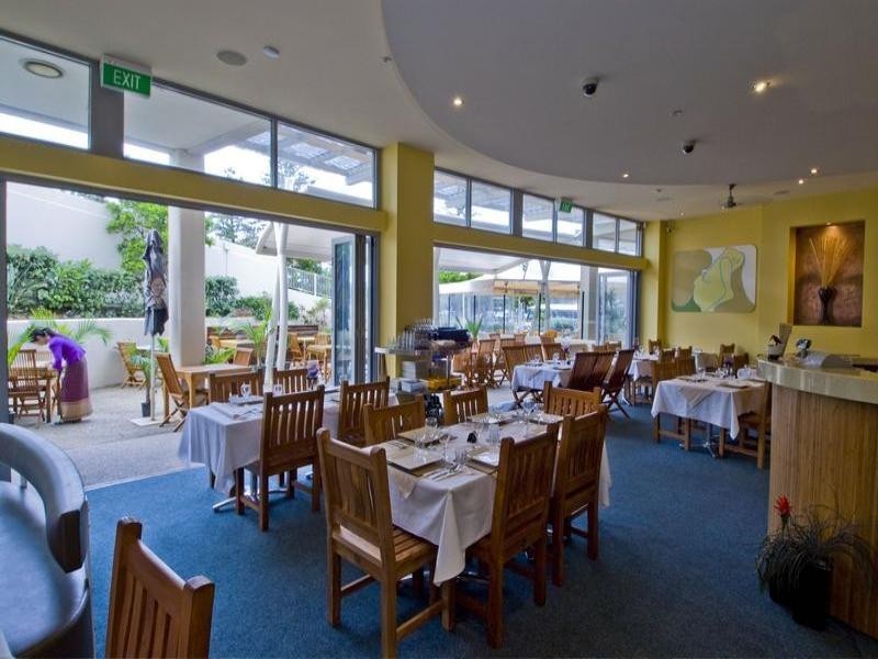 1 & 2/42 Marine Parade, Coolangatta QLD 4225