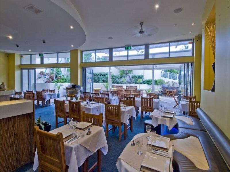 1 & 2/42 Marine Parade, Coolangatta QLD 4225