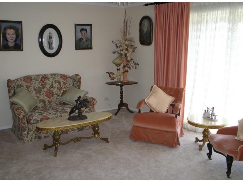 18 Beauty Crescent, Surfside NSW 2536