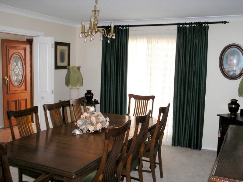 18 Beauty Crescent, Surfside NSW 2536