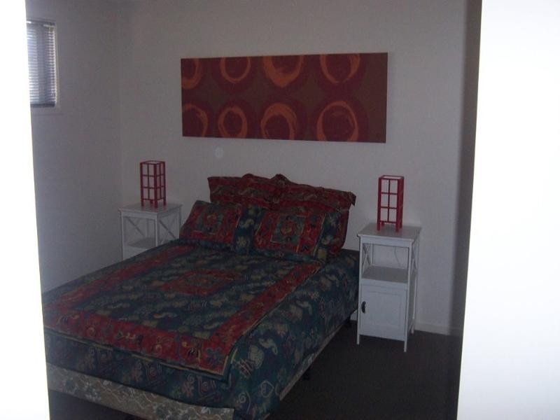 2/46 Heath Street, Broulee NSW 2537