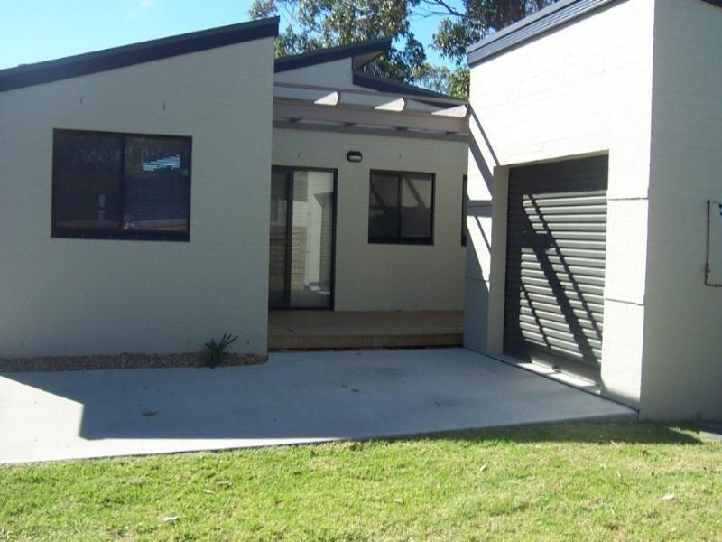 2/46 Heath Street, Broulee NSW 2537