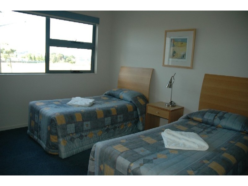 201/202-204 Beach Road, Batehaven NSW 2536