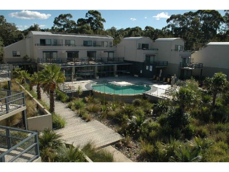 201/202-204 Beach Road, Batehaven NSW 2536