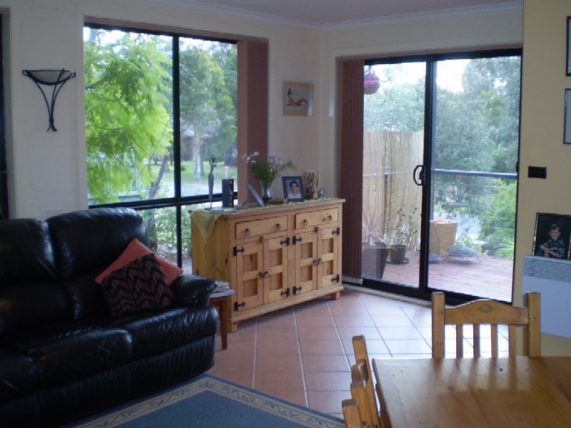 96 Elizabeth Drive, Broulee NSW 2537