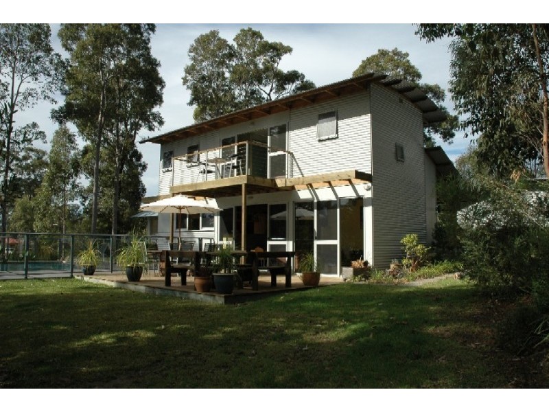 14 Riverlink Drive, Batemans Bay NSW 2536