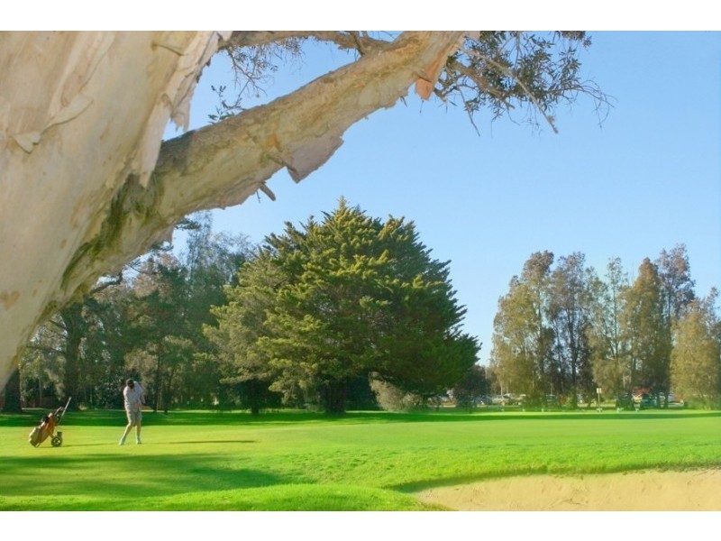 14 Riverlink Drive, Batemans Bay NSW 2536