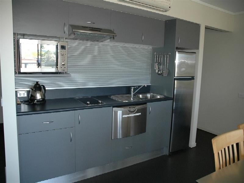 202/202 Beach Road, Batehaven NSW 2536