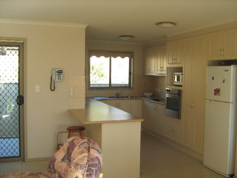 5/7-9 Eric Fenning Drive, Surf Beach NSW 2536