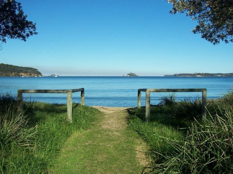 28 Myamba Parade, Surfside NSW 2536