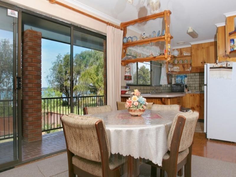 28 Myamba Parade, Surfside NSW 2536