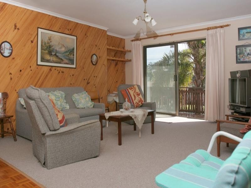 28 Myamba Parade, Surfside NSW 2536