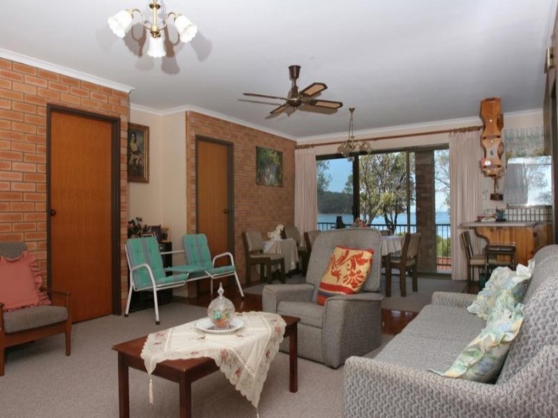 28 Myamba Parade, Surfside NSW 2536