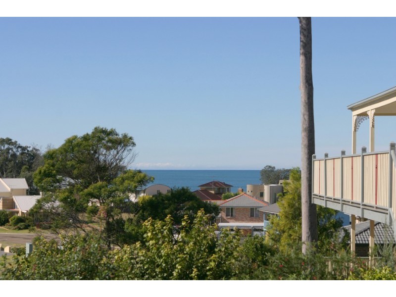 16 Blairs Road, Long Beach NSW 2536