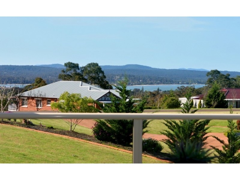 137 Vista Avenue, Catalina NSW 2536