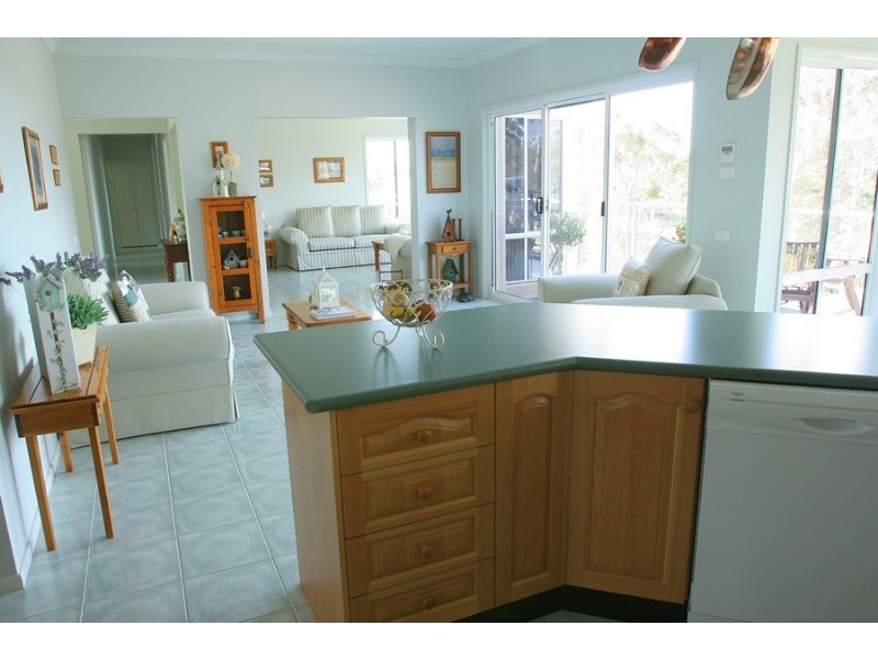 137 Vista Avenue, Catalina NSW 2536