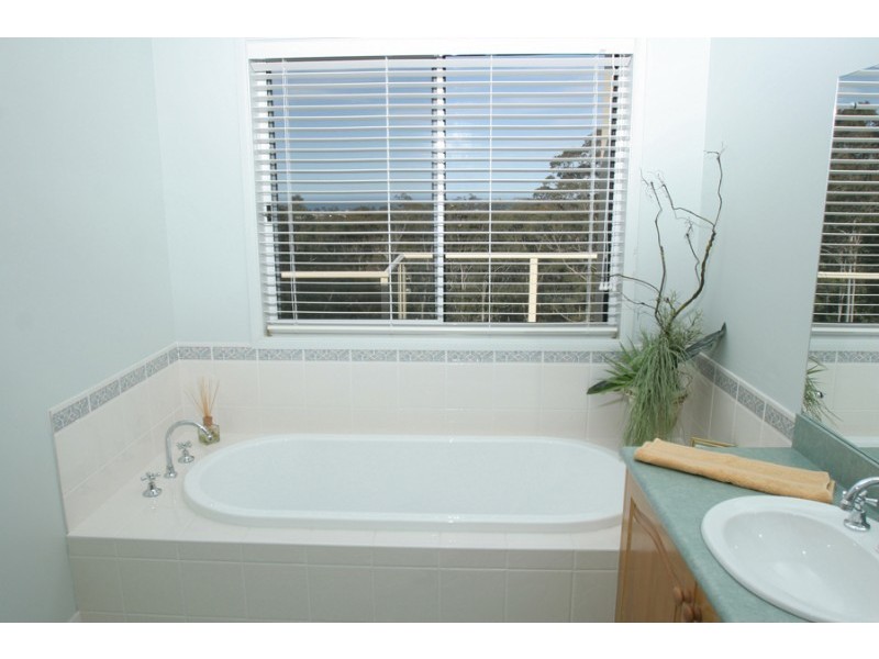 137 Vista Avenue, Catalina NSW 2536
