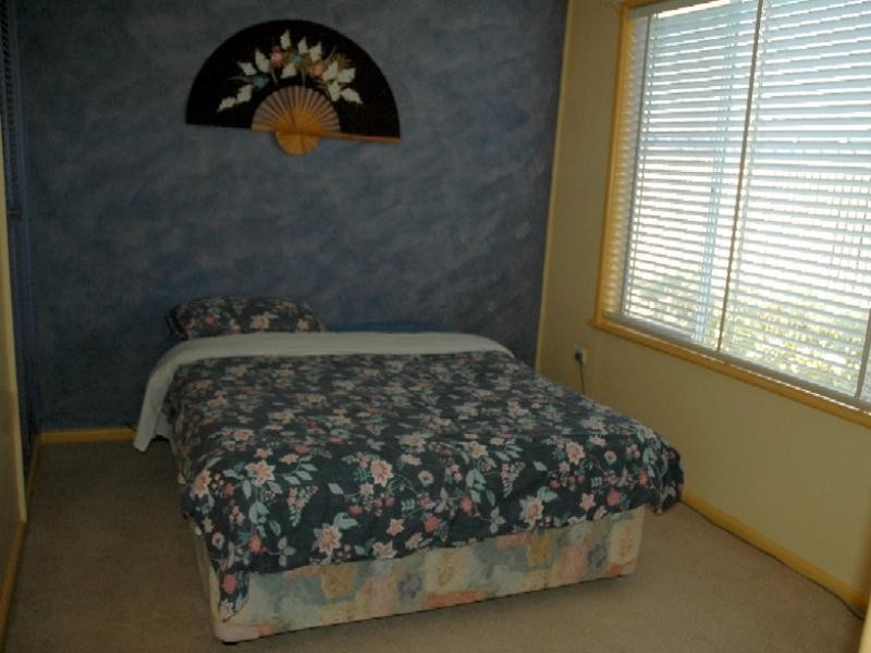 2 Derribong Avenue, Catalina NSW 2536