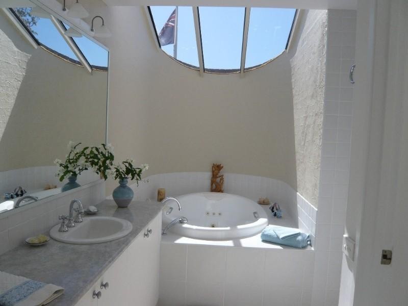 25 Parker Avenue, Batemans Bay NSW 2536