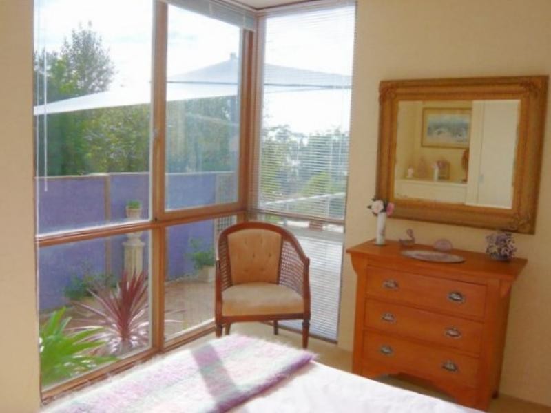 25 Parker Avenue, Batemans Bay NSW 2536