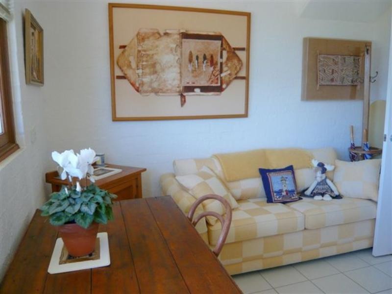 25 Parker Avenue, Batemans Bay NSW 2536