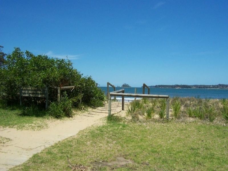 22 Beauty Crescent, Surfside NSW 2536